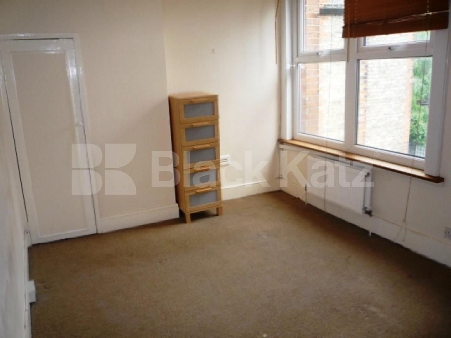 			HEART OF CROUCH END!, 1 Bedroom, 1 bath, 1 reception Flat			 Elder Avenue, CROUCH END