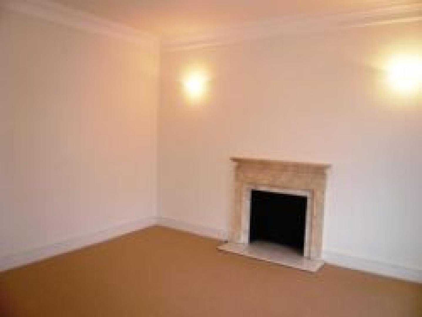			NEW INSTRUCTION, 3 Bedroom, 1 bath, 1 reception Flat			 Fellows Road, BELSIZE PARK/SWISS COTTAGE
