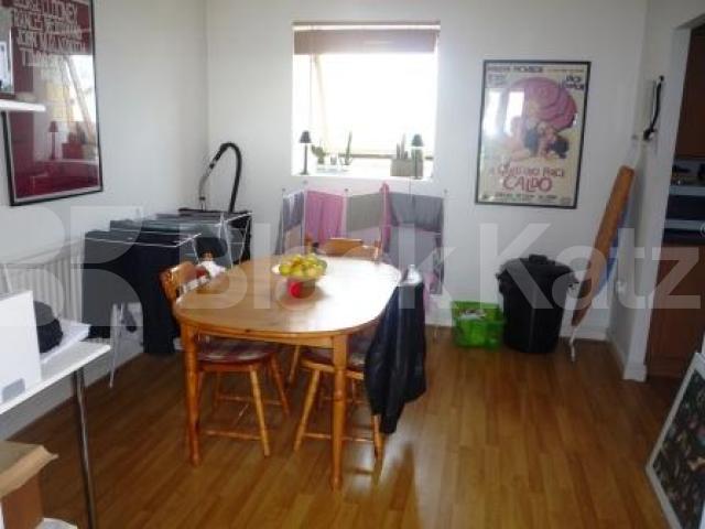 			2 Bedroom, 1 bath, 1 reception Penthouse			 Winkfield Road, WOOD GREEN