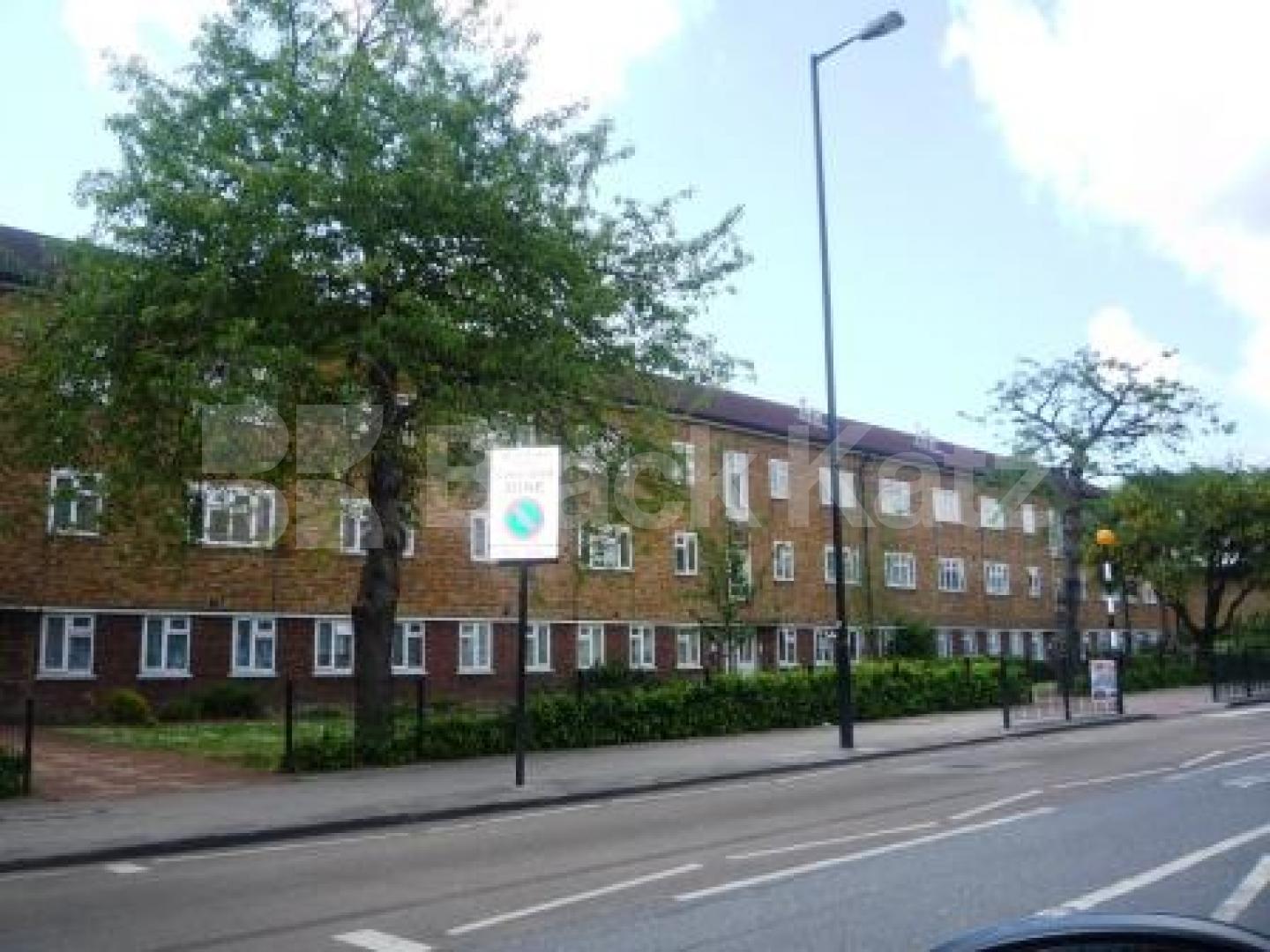 			3 Bedroom, 1 bath, 1 reception Flat			 Lordship Lane, WOOD GREEN