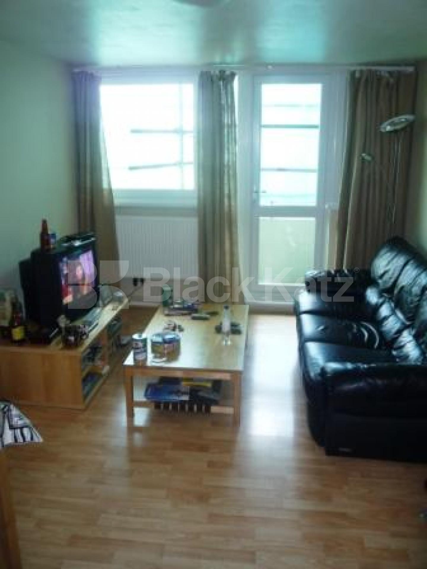 			1 Bedroom, 1 bath, 1 reception Flat			 Boyton road, HORNSEY N8