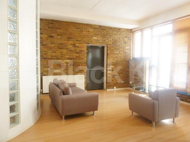 			NEW INSTRUCTION!, 2 Bedroom, 1 bath, 1 reception Flat			 BRITANNIA LOFTS-BANNER STREET, CLERKENWELL-OLD STREET-SHOREDITCH
