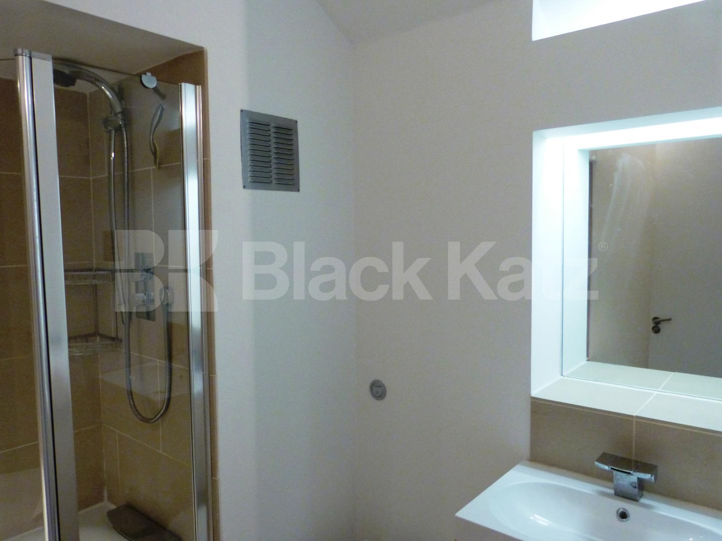 			2 Bedroom, 1 bath, 1 reception Flat			 Crescent Road, Crouch End