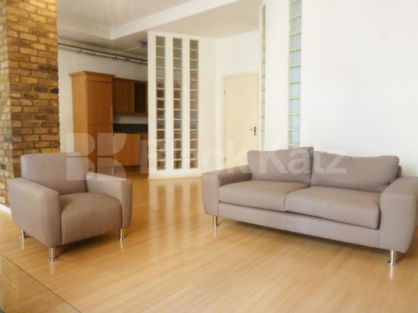 			NEW INSTRUCTION!, 2 Bedroom, 1 bath, 1 reception Flat			 BRITANNIA LOFTS-BANNER STREET, CLERKENWELL-OLD STREET-SHOREDITCH