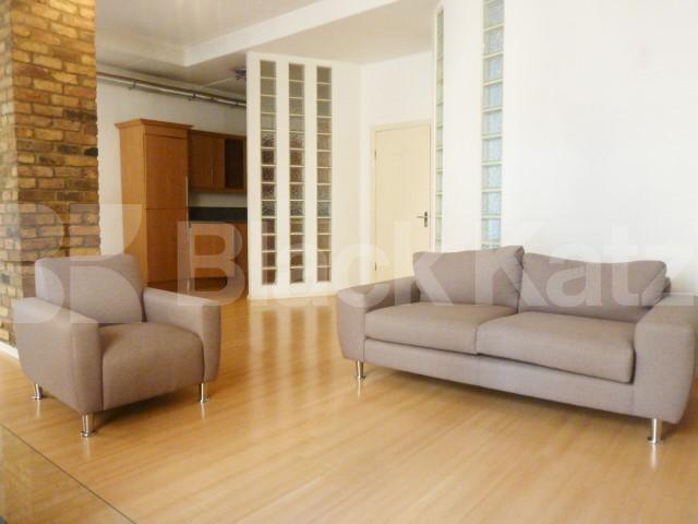 			NEW INSTRUCTION!, 2 Bedroom, 1 bath, 1 reception Flat			 BRITANNIA LOFTS-BANNER STREET, CLERKENWELL-OLD STREET-SHOREDITCH