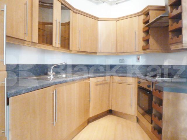 			NEW INSTRUCTION!, 2 Bedroom, 1 bath, 1 reception Flat			 BRITANNIA LOFTS-BANNER STREET, CLERKENWELL-OLD STREET-SHOREDITCH