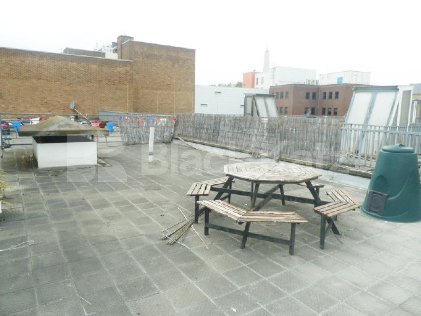 			WAREHOUSE CONVERSION IN CLERKENWELL-OLD STREET-SHOREDITCH, 2 Bedroom, 1 bath, 1 reception Flat			 BRITANNIA LOFTS-BANNER STREET, CLERKENWELL-OLD STREET-SHOREDITCH