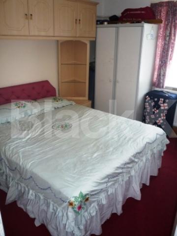 			LET!, 4 Bedroom, 1 bath, 1 reception Flat			 Kelland Close, Park Road, CROUCH END