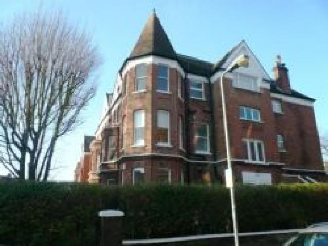 			2 Bedroom, 1 bath, 1 reception Flat			 Canfield Gardens, WEST HAMPSTEAD