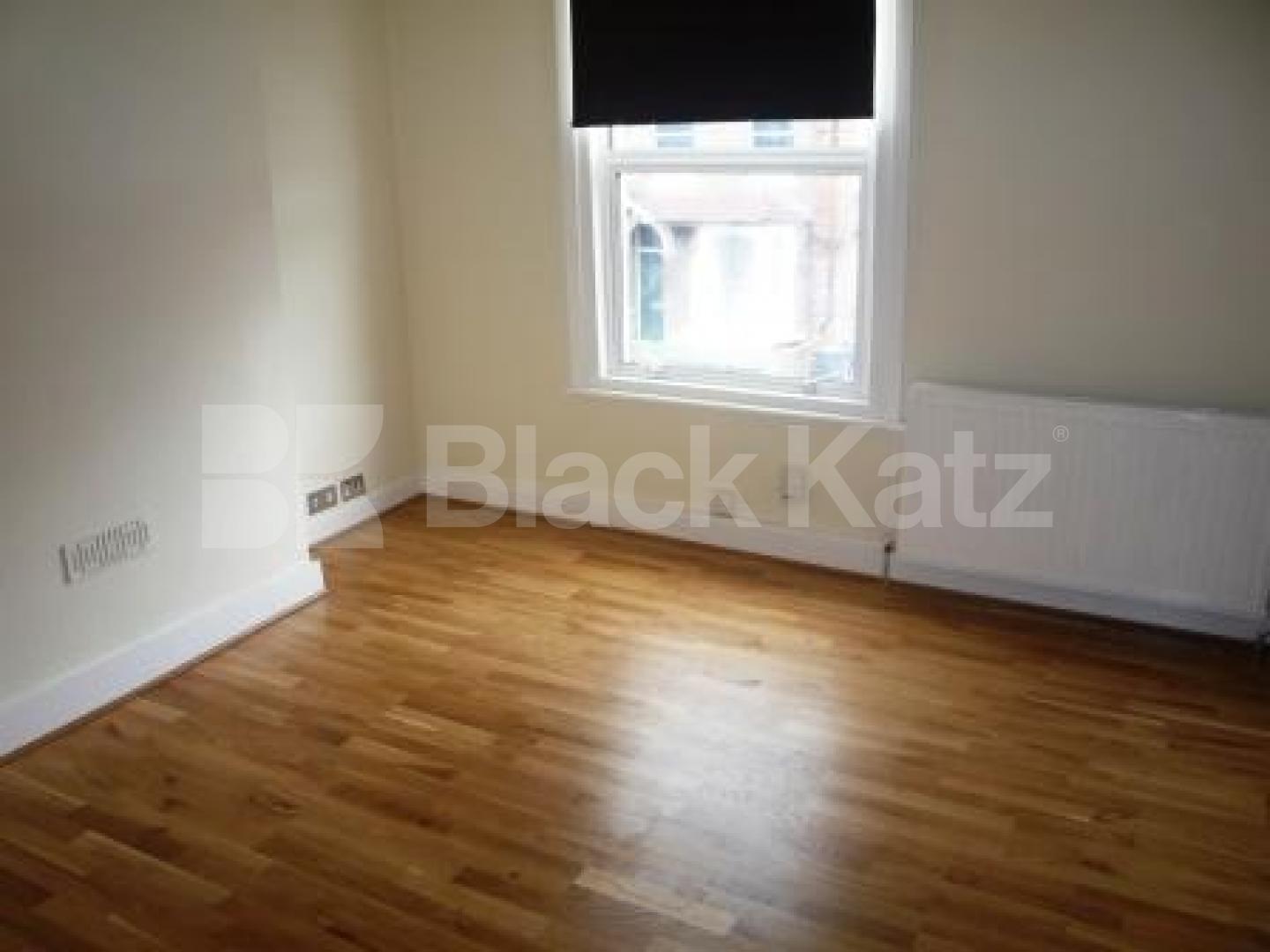 			2 Bedroom, 1 bath, 1 reception Flat			 Hornsey Park Road, Hornsey