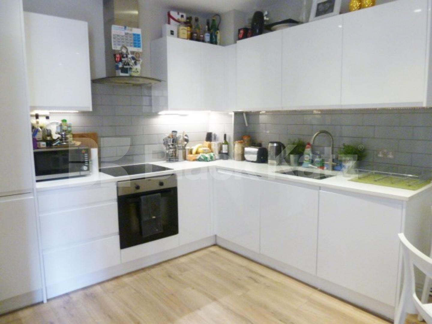 			STUNNING 2 BEDROOM WAREHOUSE APARTMENT, 2 Bedroom, 1 bath, 1 reception Flat			 SPRINGFIELD HOUSE LOFTS-TYSSEN STREET, DALSTON-HAGGERSTON-SHOREDITCH