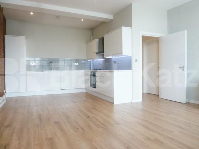 			STUNNING WAREHOUSE CONVERSION, 1 Bedroom, 1 bath, 1 reception Flat			 ABILITY PLAZA-KINGSLAND ROAD, DALSTON/HAGGERSTON