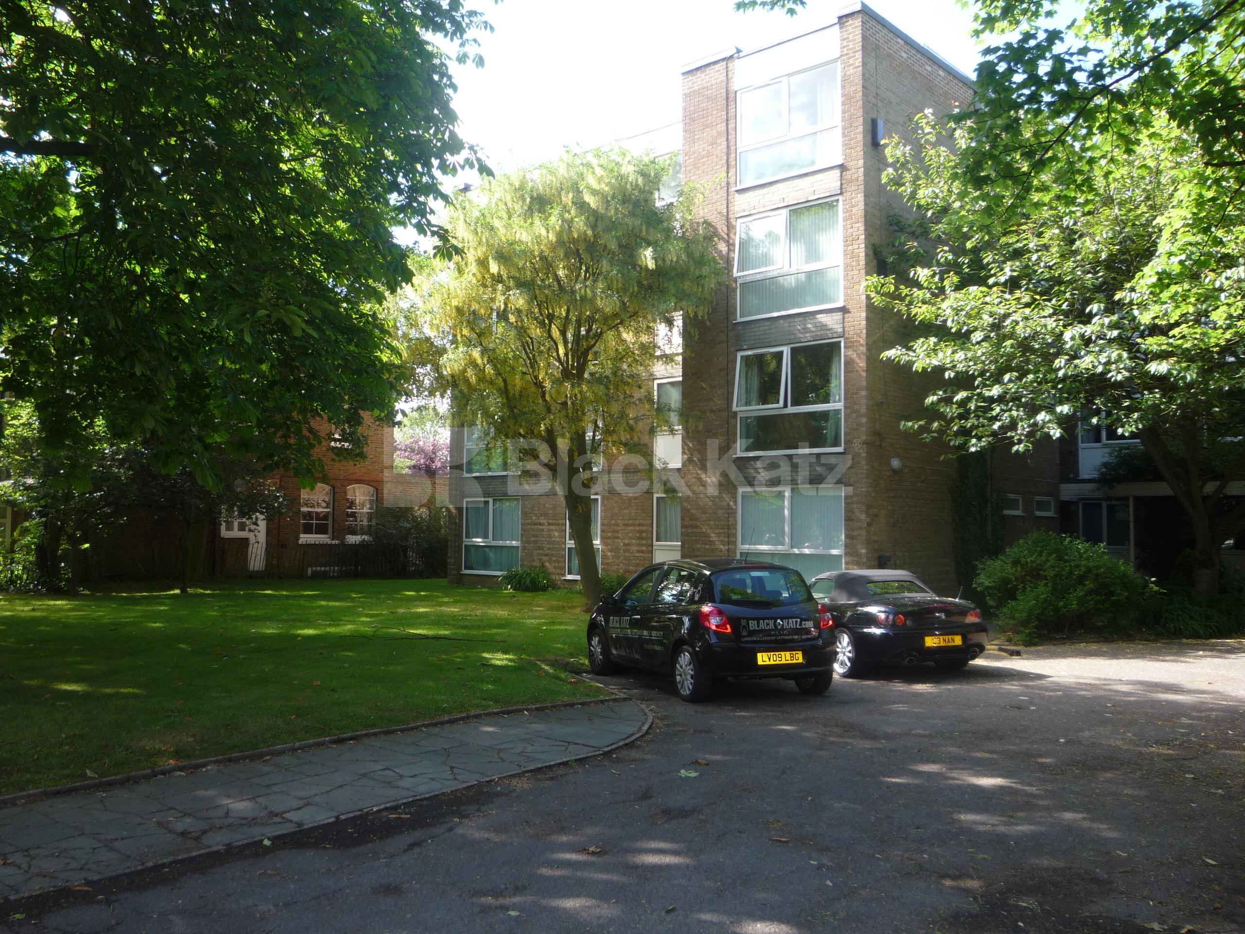 			1 Bedroom, 1 bath, 1 reception Flat			 Fortis Green, FORTIS GREEN N2