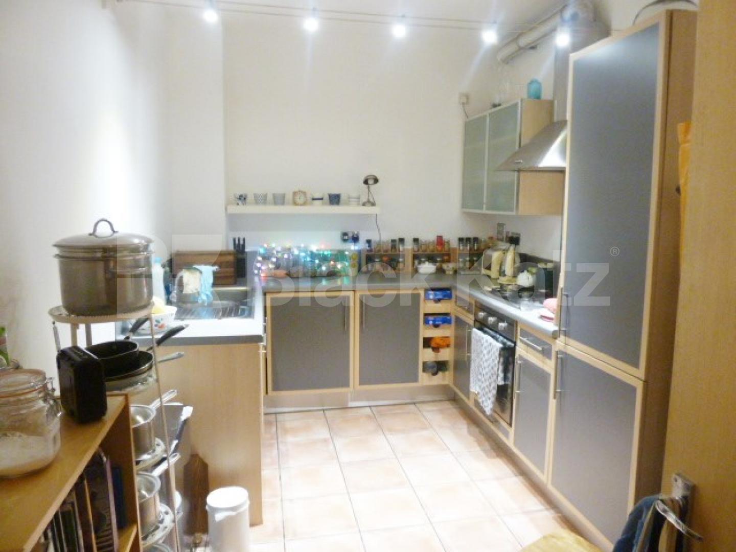 			STUNNING 2 BEDROOM WAREHOUSE APARTMENT, 2 Bedroom, 1 bath, 1 reception Flat			 SPRINFIELD HOUSE LOFTS-TYSSEN STREET, DALSTON-HAGGERSTON-SHOREDITCH