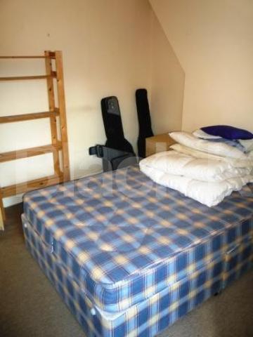 			LET!, 1 Bedroom, 1 bath, 1 reception Flat			 Ferrestone Road, CROUCH END