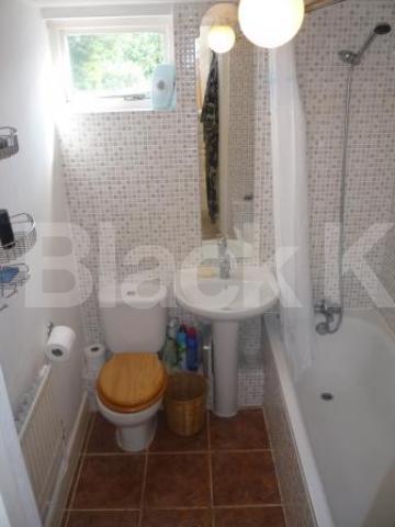 			LET!, 1 Bedroom, 1 bath, 1 reception Flat			 Ferrestone Road, CROUCH END