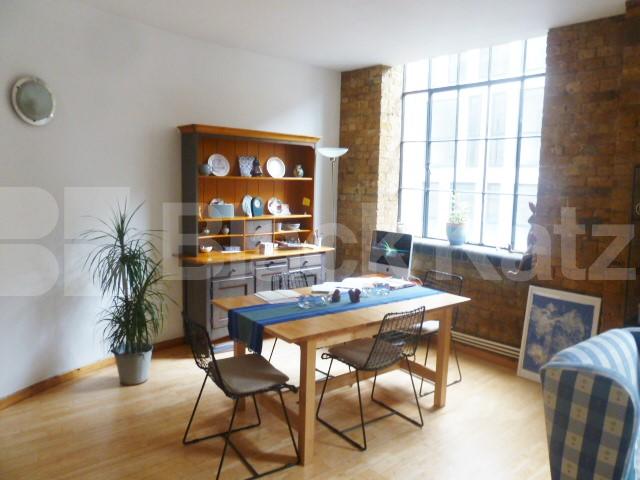 			STUNNING 2 BEDROOM WAREHOUSE APARTMENT, 2 Bedroom, 1 bath, 1 reception Flat			 SPRINFIELD HOUSE LOFTS-TYSSEN STREET, DALSTON-HAGGERSTON-SHOREDITCH