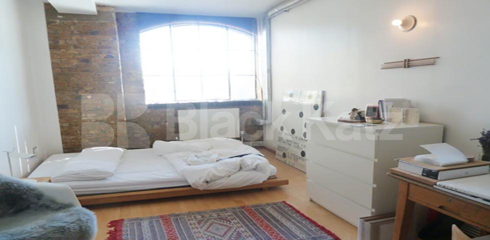 			STUNNING 2 BEDROOM WAREHOUSE APARTMENT, 2 Bedroom, 1 bath, 1 reception Flat			 SPRINFIELD HOUSE LOFTS-TYSSEN STREET, DALSTON-HAGGERSTON-SHOREDITCH