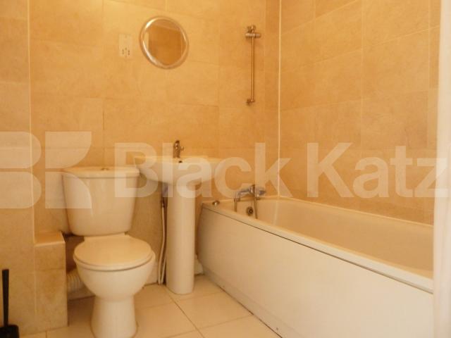 			New Instruction, 1 Bedroom, 1 bath, 1 reception Flat			 Sussex Way, HOLLOWAY-ARCHWAY-FINSBURY PARK