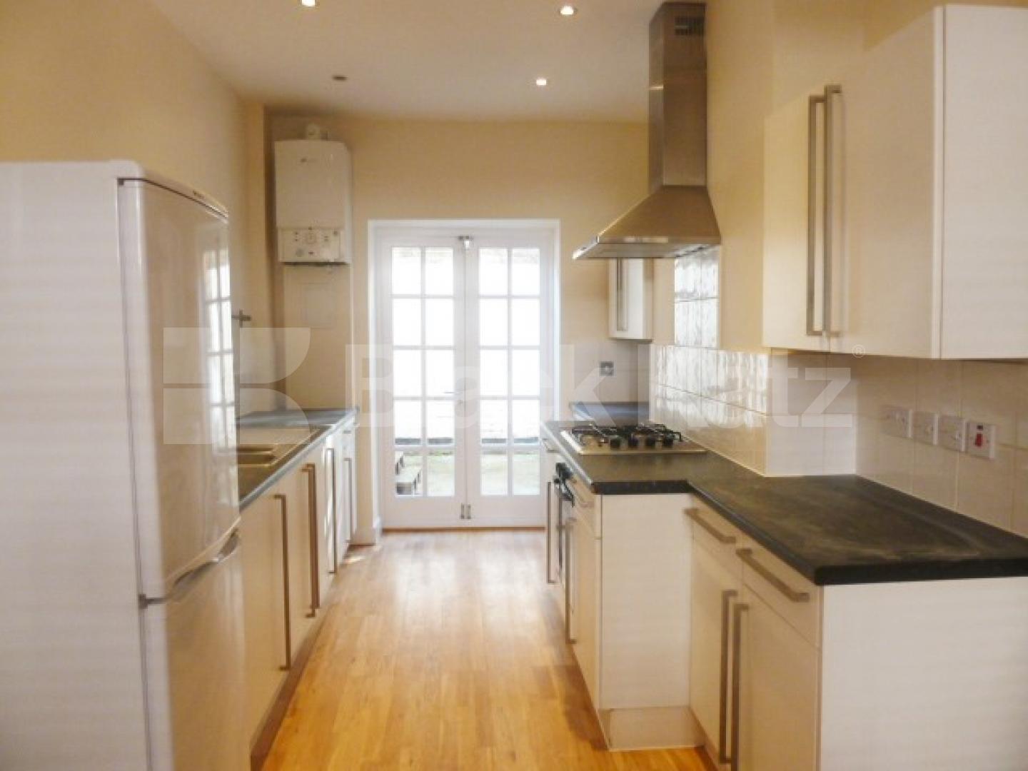 			4 BEDROOM TERRACED HOUSE WITH PRIVATE GARDEN, 4 Bedroom, 1 bath, 1 reception Terraced House			 CANROBERT STREET, BETHNAL GREEN-HACKNEY