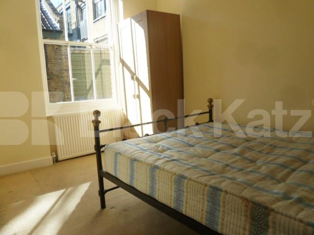 			4 BEDROOM TERRACED HOUSE WITH PRIVATE GARDEN, 4 Bedroom, 1 bath, 1 reception Terraced House			 CANROBERT STREET, BETHNAL GREEN-HACKNEY