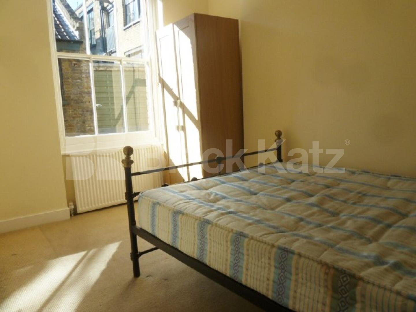 			4 BEDROOM TERRACED HOUSE WITH PRIVATE GARDEN, 4 Bedroom, 1 bath, 1 reception Terraced House			 CANROBERT STREET, BETHNAL GREEN-HACKNEY