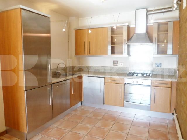 			NEW INSTRUCTION!, 2 Bedroom, 1 bath, 1 reception Flat			 Atrium Apartments, HAGGERSTON/HOXTON