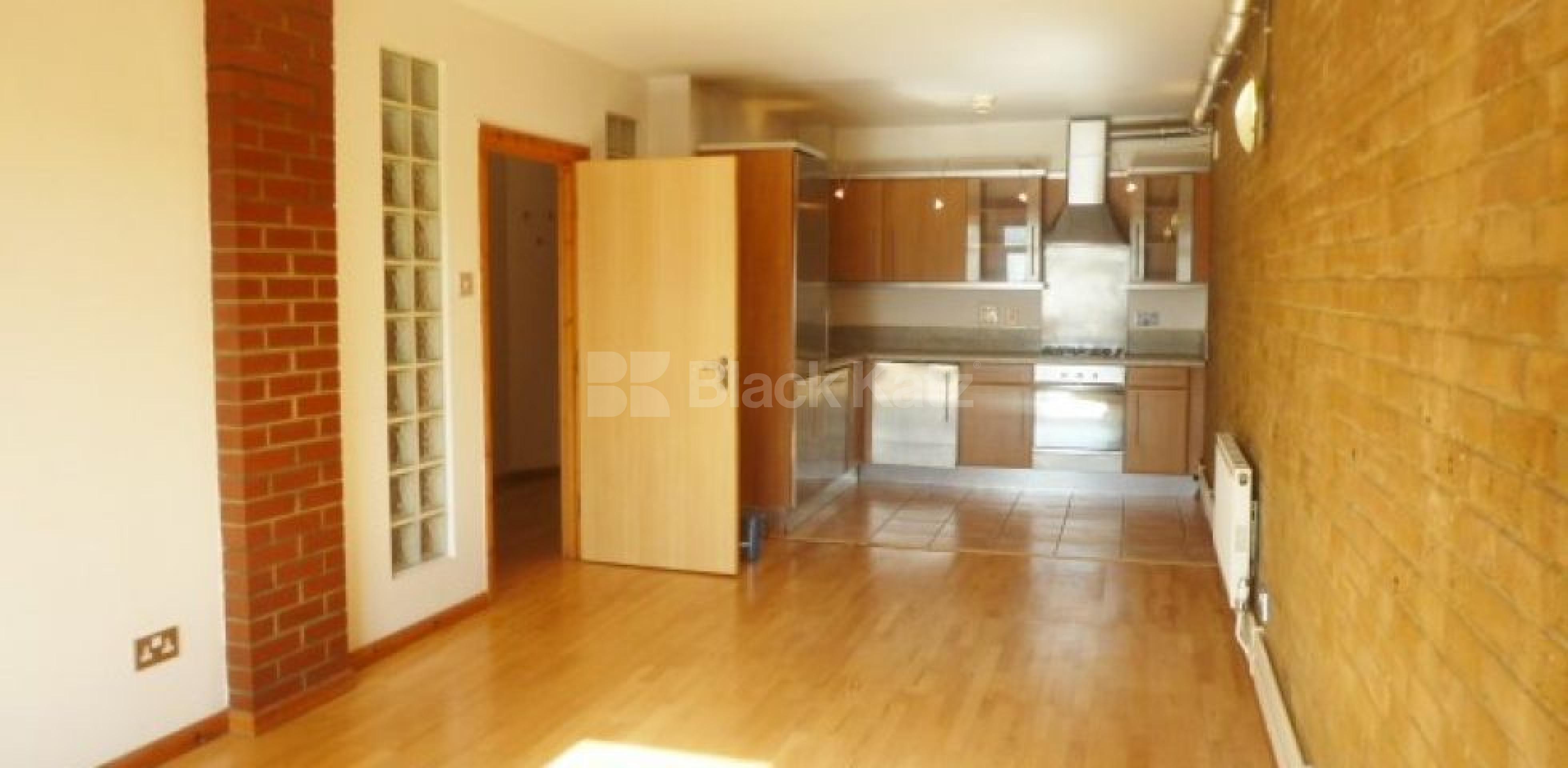 			2 BEDROOM WAREHOUSE CONVERSION BY SHOREDITCH PARK, 2 Bedroom, 1 bath, 1 reception Flat			 Atrium Apartments-Felton Street, HAGGERSTON/HOXTON N1