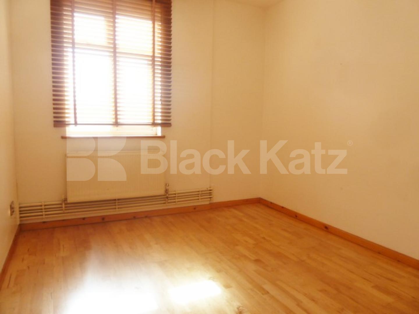 			NEW INSTRUCTION!, 2 Bedroom, 1 bath, 1 reception Flat			 Atrium Apartments, HAGGERSTON/HOXTON