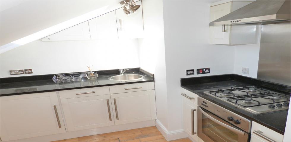 			Studio Apartment, 1 bath, 1 reception Studio			 Fermoy Road, MAIDA VALE