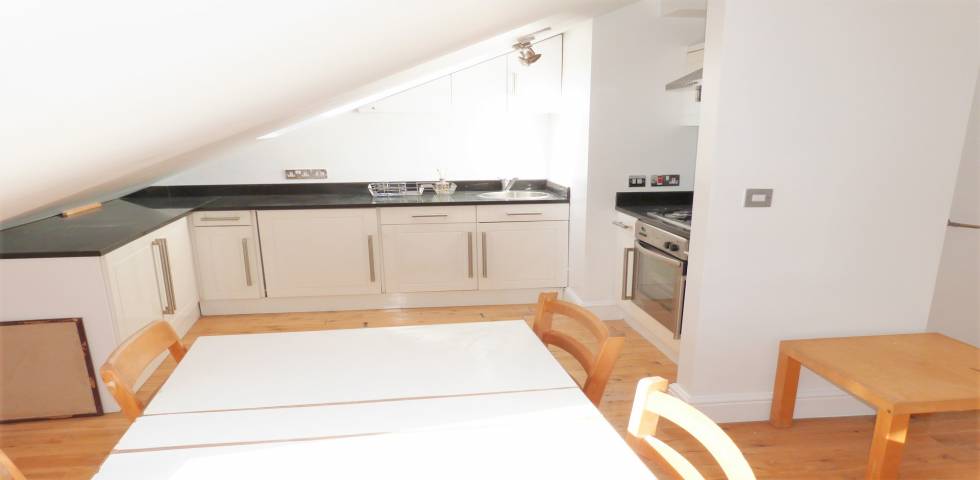 			Studio Apartment, 1 bath, 1 reception Studio			 Fermoy Road, MAIDA VALE