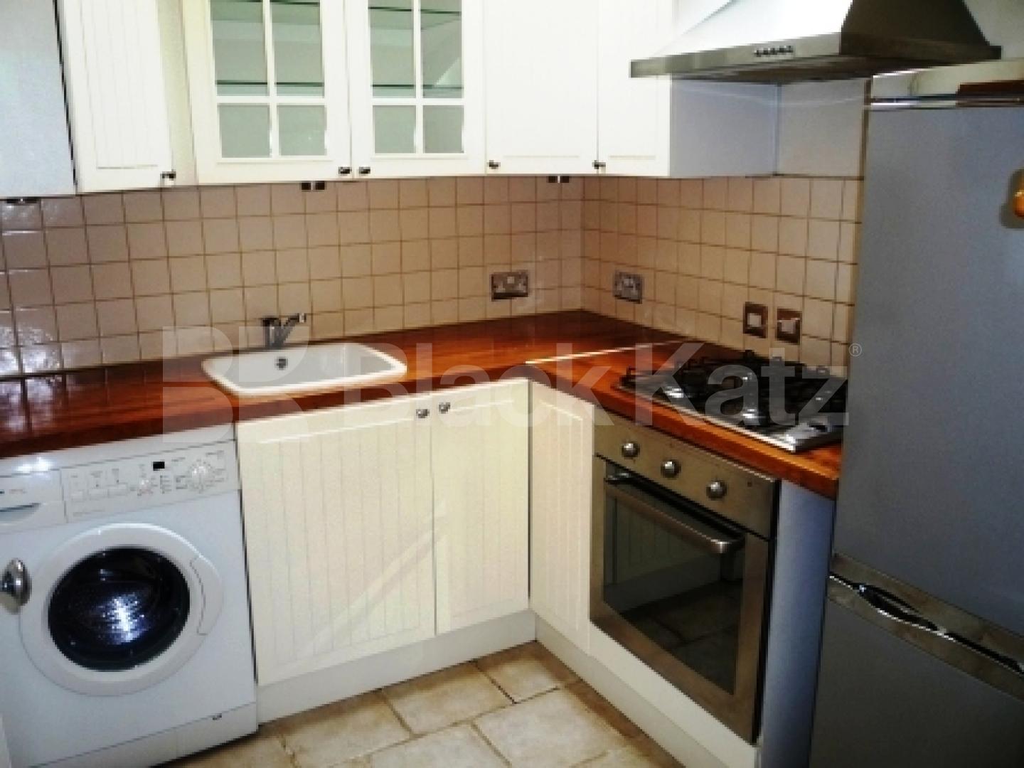 			2 Bedroom, 1 bath, 1 reception Flat			 Elder Avenue, Crouch End