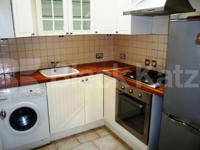 			2 Bedroom, 1 bath, 1 reception Flat			 Elder Avenue, Crouch End