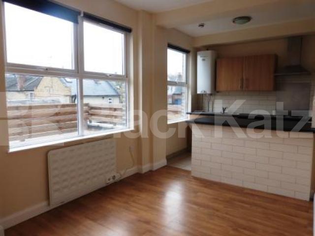 			1 Bedroom, 1 bath, 1 reception Flat			 Alexandra Park Road, Muswell Hill