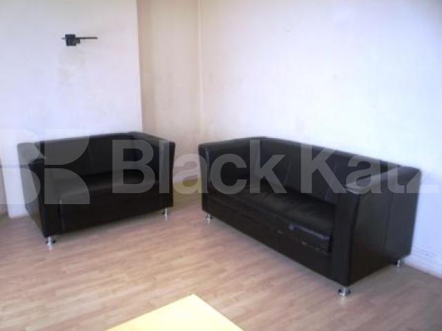 			2 Bedroom, 1 bath, 1 reception Flat			 Highworth Road, BOUNDS GREEN