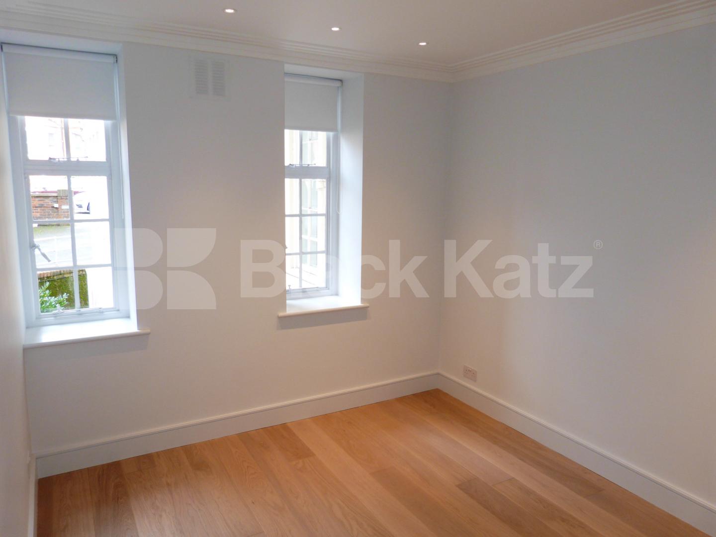 Recently refurbished two double bedroom property set in mansion bulding  Finchley Road, Finchley Road 