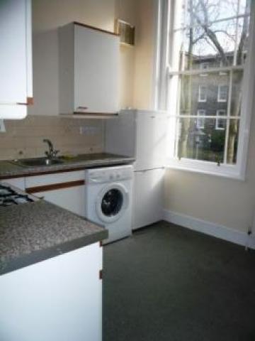 			NEW INSTRUCTION, 1 Bedroom, 1 bath, 1 reception Flat			 Cambridge Avenue, MAIDA VALE/KILBURN PARK