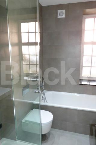 Recently refurbished two double bedroom property set in mansion bulding  Finchley Road, Finchley Road 