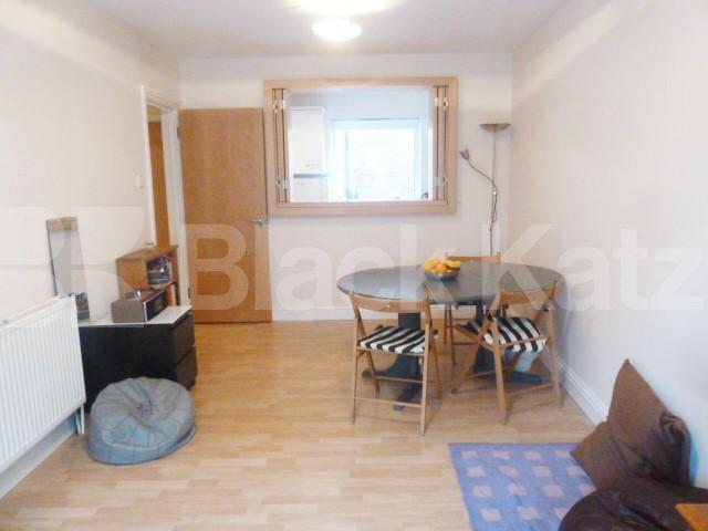 			NEW INSTRUCTION!, 2 Bedroom, 1 bath, 1 reception Flat			 Margery Street, ANGEL-KING'S CROSS-RUSSELL SQUARE