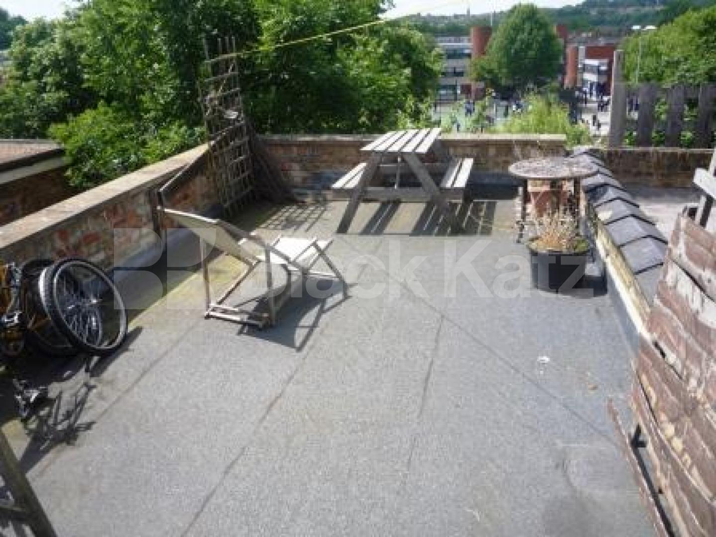 			Studio Apartment, 1 bath, 1 reception Flat			 Hillfield Avenue, CROUCH END