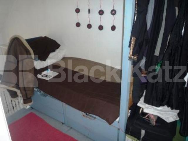 			Studio Apartment, 1 bath, 1 reception Flat			 Hillfield Avenue, CROUCH END