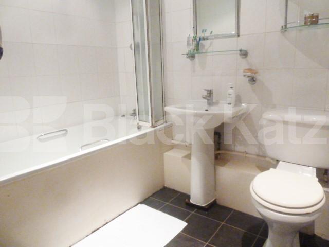 			NEW INSTRUCTION!, 2 Bedroom, 1 bath, 1 reception Flat			 Margery Street, ANGEL-KING'S CROSS-RUSSELL SQUARE