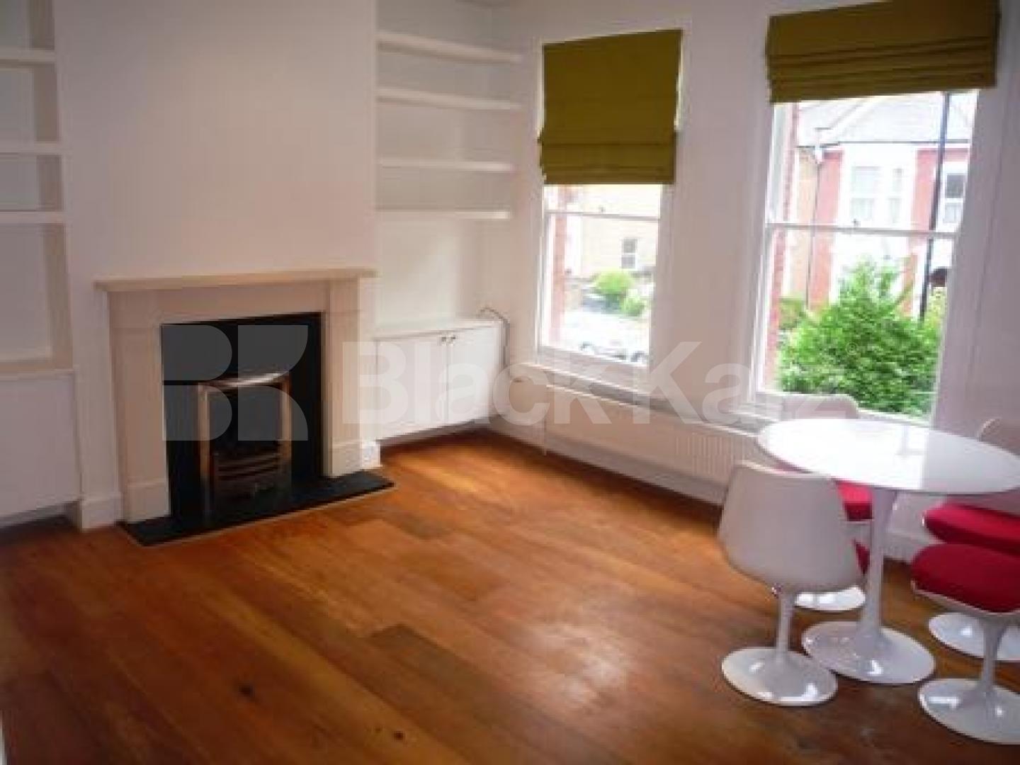 			AMAZING FLAT!, 2 Bedroom, 1 bath, 1 reception Flat			 Palace Road, CROUCH END