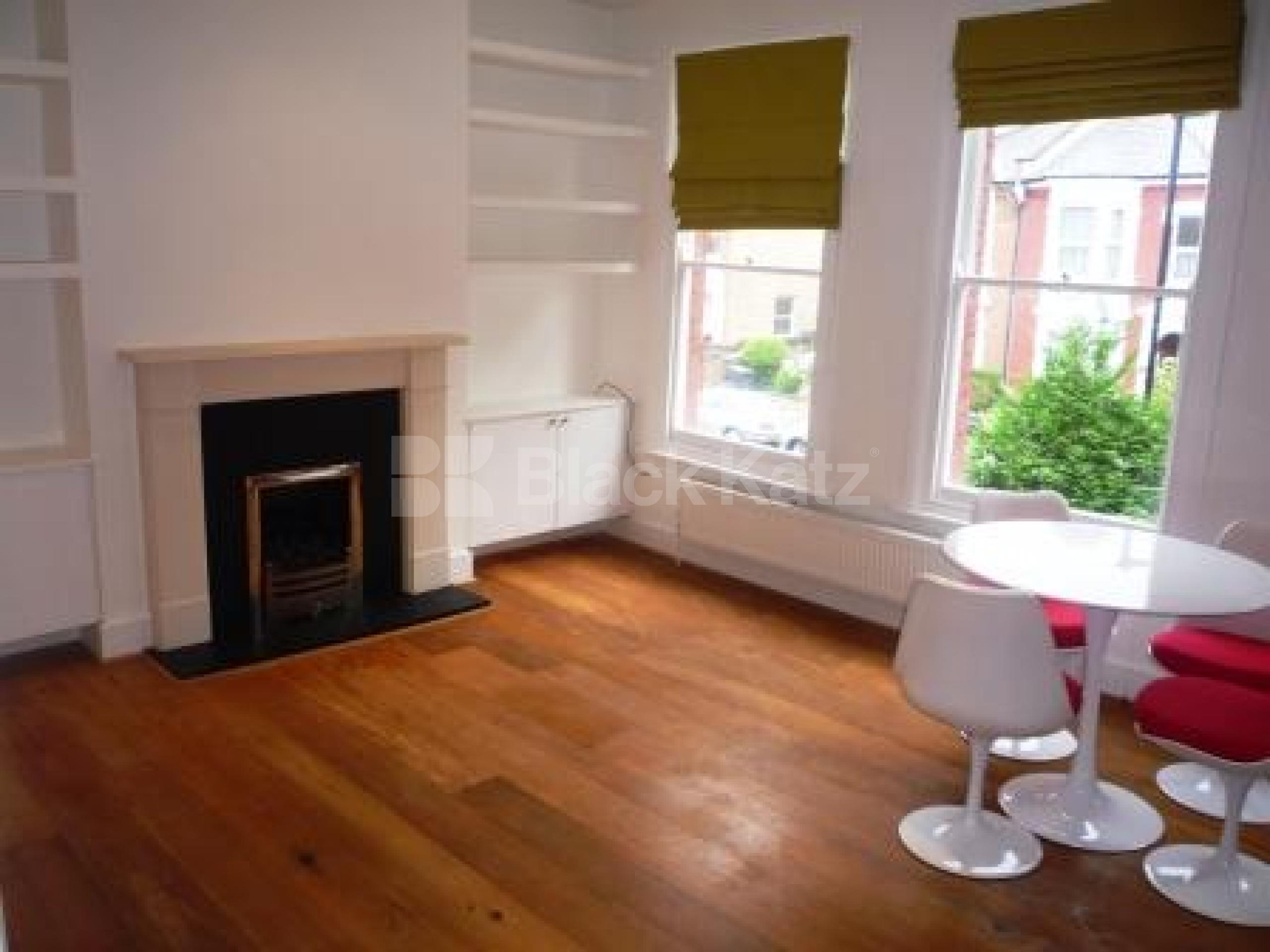 			AMAZING FLAT!, 2 Bedroom, 1 bath, 1 reception Flat			 Palace Road, CROUCH END N8