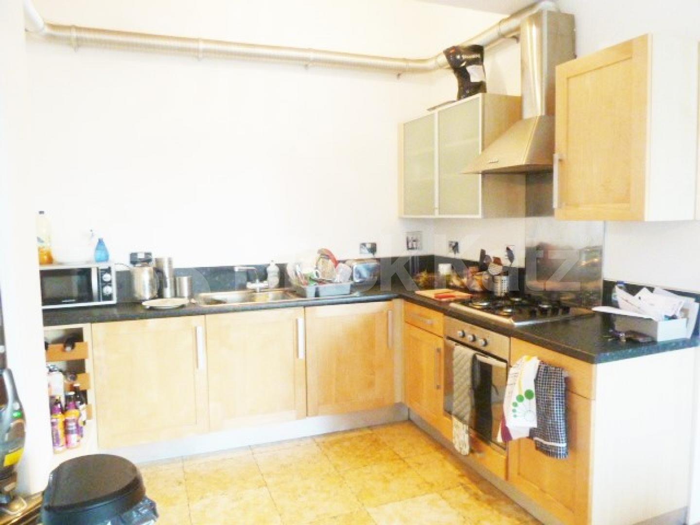 			STUNNING 1 BED WAREHOUSE APARTMENT, 1 Bedroom, 1 bath, 1 reception Flat			 ABILITY PLAZA-KINGSLAND ROAD, DALSTON/HAGGERSTON