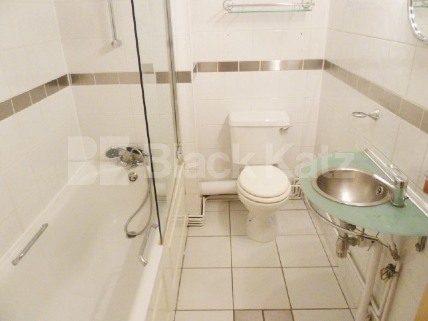 			GREAT LOFT STYLE ONE BEDROOM APARTMENT, 1 Bedroom, 1 bath, 1 reception Flat			 ATRIUM APARTMANTS-FELTON STREET, OLD STREET-HOXTON-HAGGERSTON