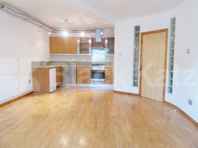 			GREAT LOFT STYLE ONE BEDROOM APARTMENT, 1 Bedroom, 1 bath, 1 reception Flat			 ATRIUM APARTMANTS-FELTON STREET, OLD STREET-HOXTON-HAGGERSTON