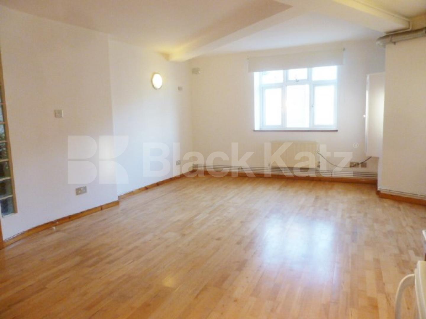			GREAT LOFT STYLE ONE BEDROOM APARTMENT, 1 Bedroom, 1 bath, 1 reception Flat			 ATRIUM APARTMANTS-FELTON STREET, OLD STREET-HOXTON-HAGGERSTON
