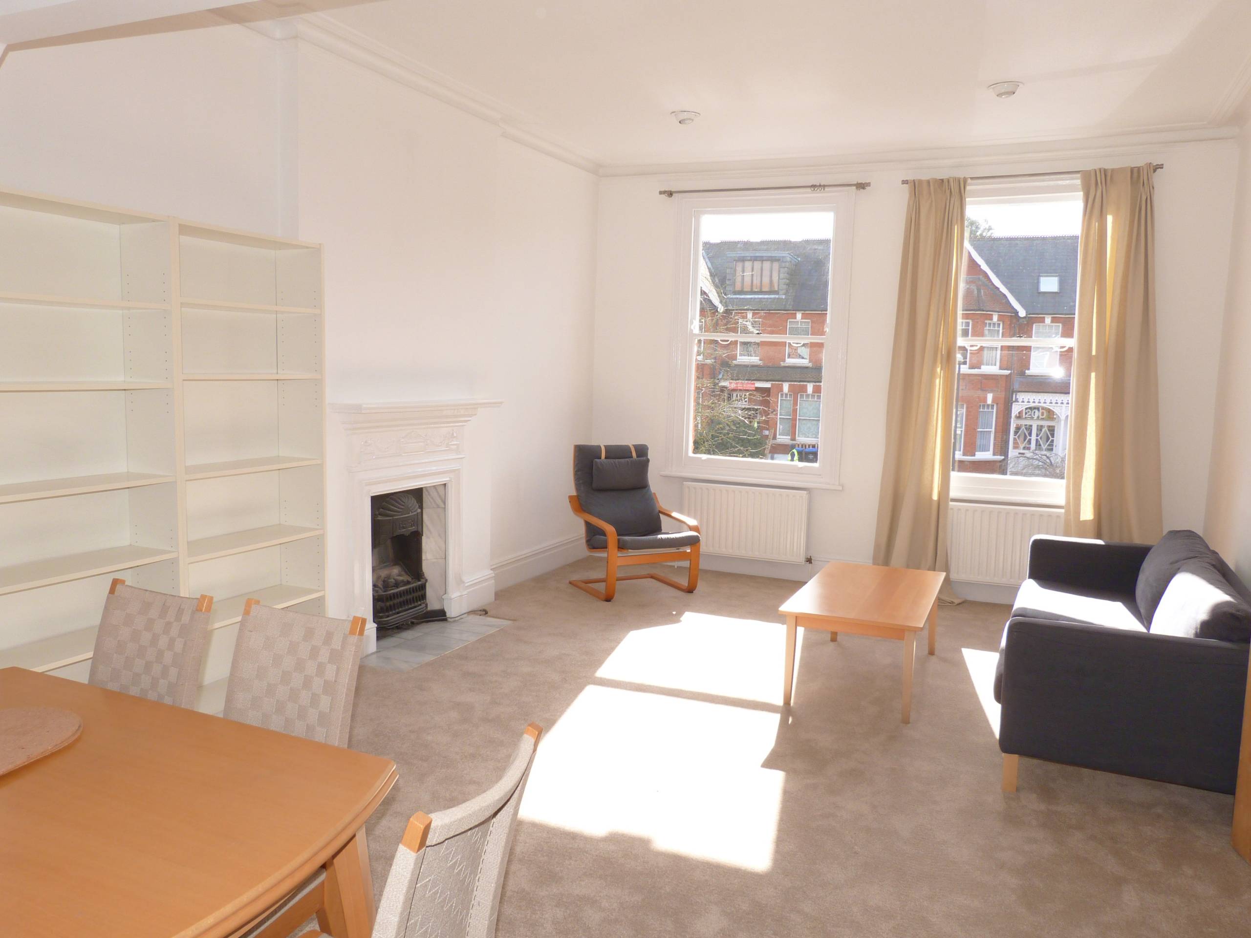 			3 Bedroom, 1 bath, 1 reception Flat			 Walm Lane, KILBURN/BRONDESBURY NW2