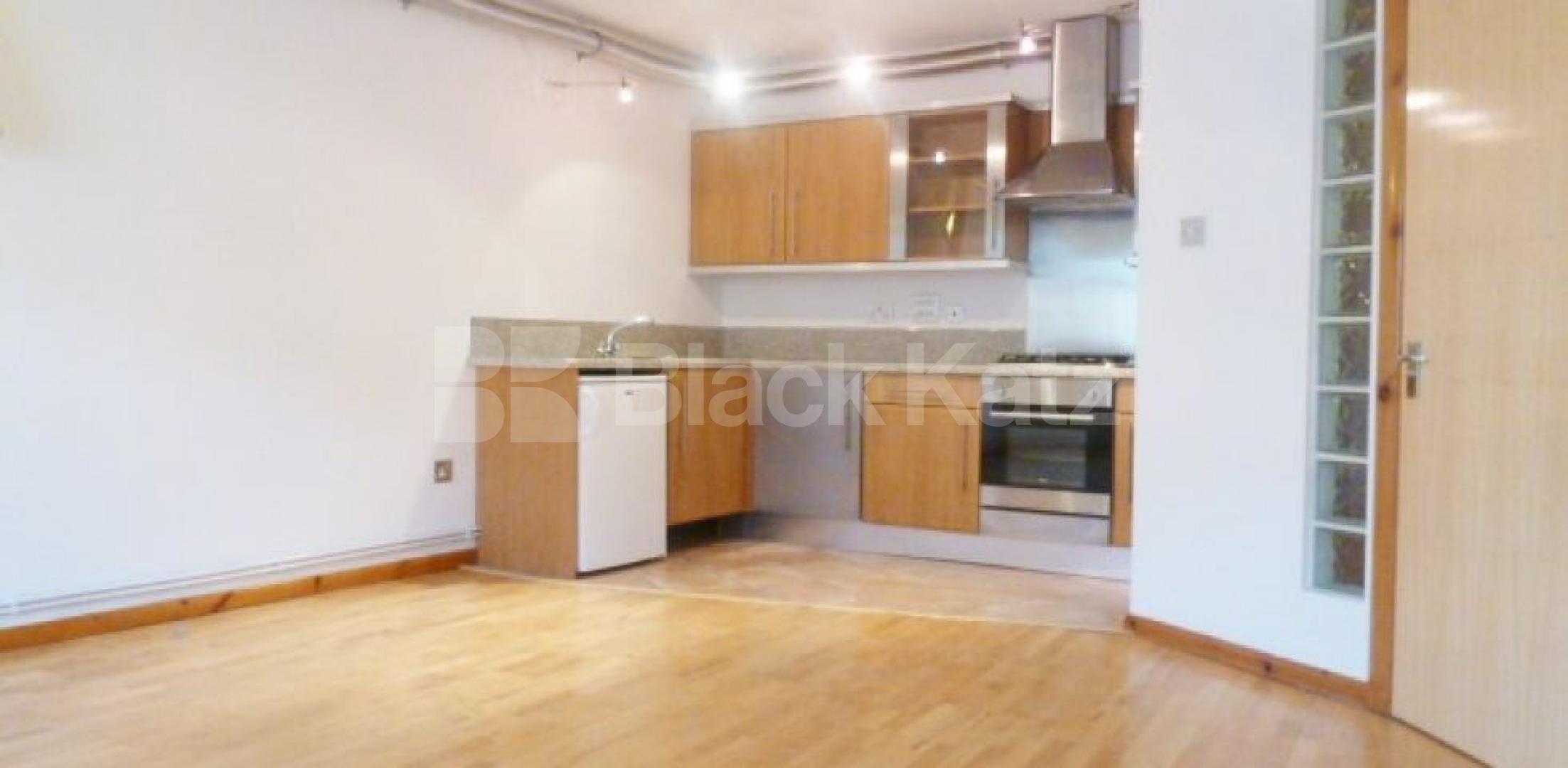 			LET AGREED, 1 Bedroom, 1 bath, 1 reception Flat			 ATRIUM APARTMANTS-FELTON STREET, OLD STREET-HOXTON-HAGGERSTON